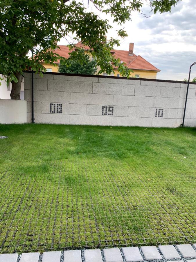 Ap-Art-Man 08 Apartment Mikulov Exterior foto